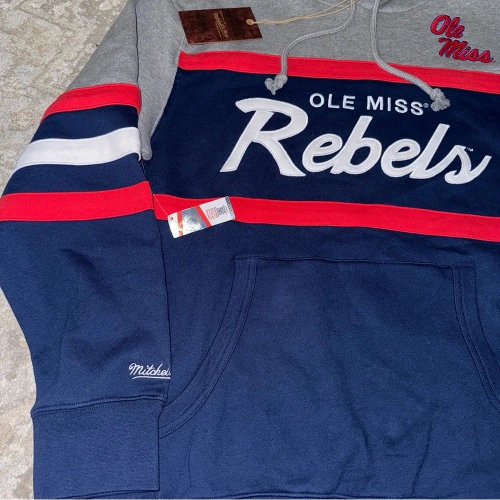 Mitchell & Ness UNLV Rebels Pull Over Hoodie Men Sz‎ L New